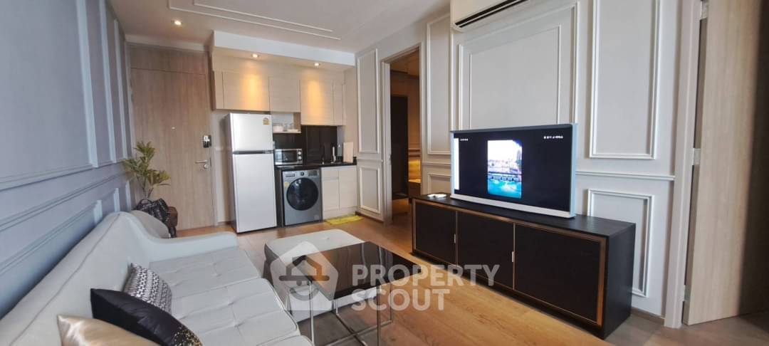 picture 2-BR Condo At Park Origin Phrom Phong, High-Floor Near BTS Phrom Phong (ID 1817949) - 1/10