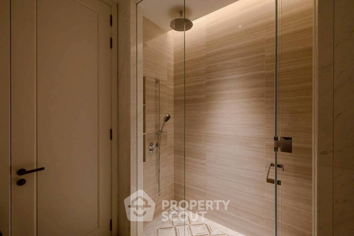 picture 2-BR 151 Sqm On 30th Floor, One 89 Wireless, 200m to MRT Lumphini (ID 3155514) - 31/48