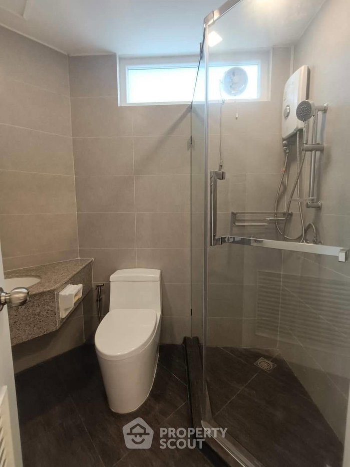 picture 2-BR Condo, Wittayu Complex, High-Floor 22/F Near BTS Phloen Chit (ID 1511676) - 11/11