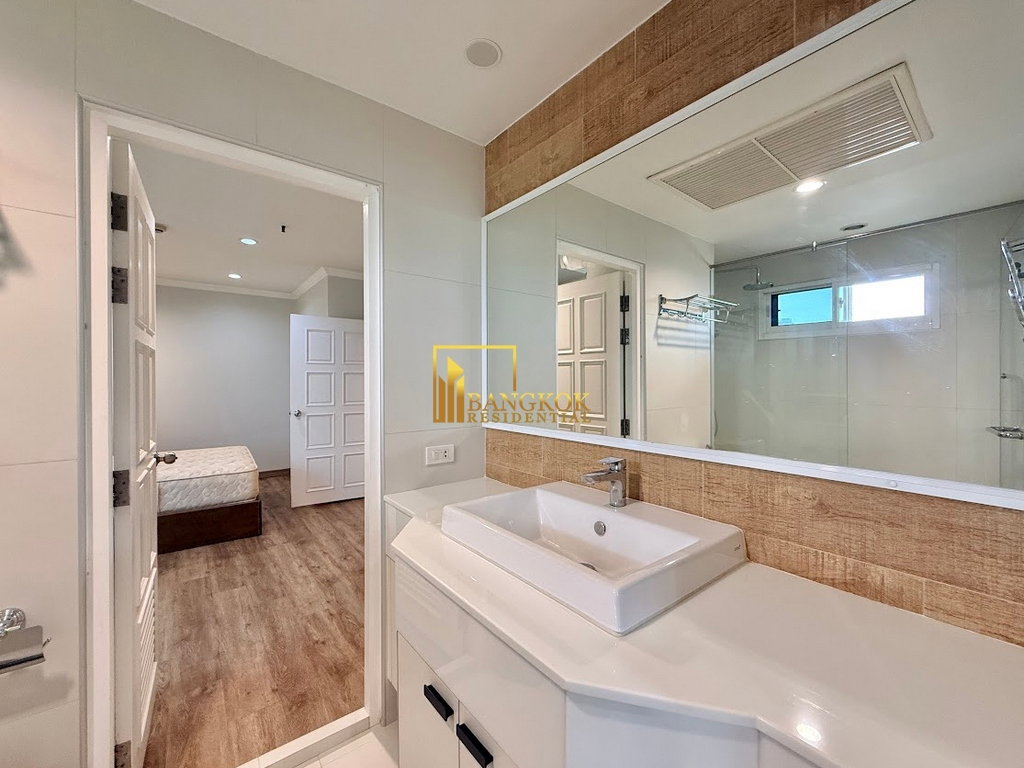 picture Fifty Fifth Tower | Renovated 3 Bedroom Condo in Thonglor - BR10018CD - 31/51