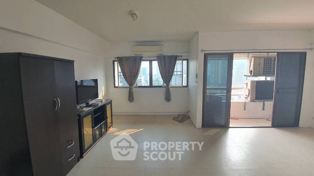 picture 2-BR Condo at Thonglor Tower Condominium near BTS Thong Lor (ID 404219) - 5/15