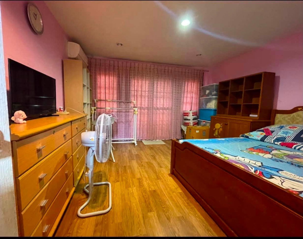 รูป บ้านทาวน์เฮาส์ใจกลางพัทยา ทำเลทองโซนพัทยากลาง ใกล้สุขุมวิท 2ห้องนอน 2ห้องน้ำ - รูปที่ 9/13