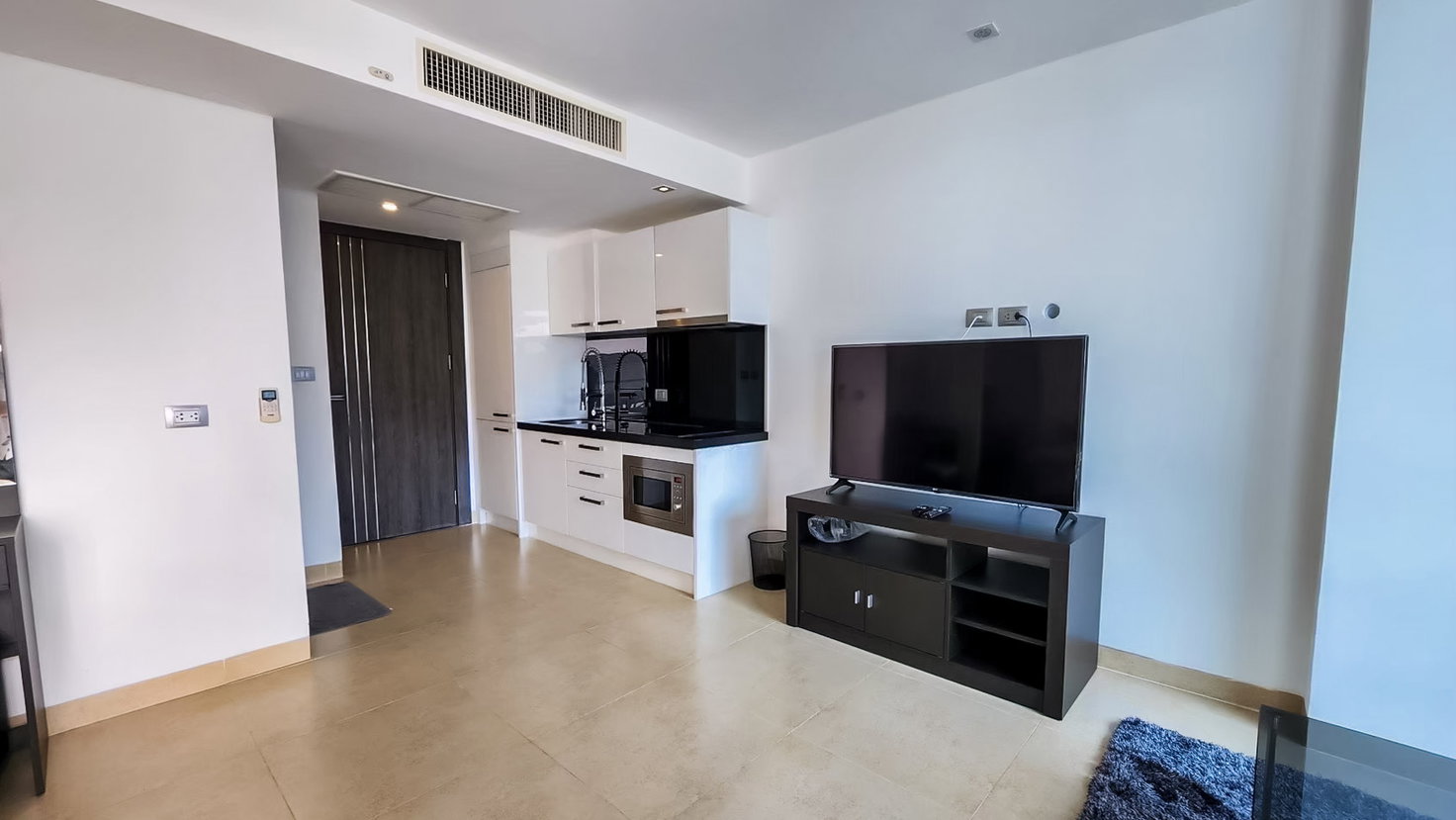 picture Studio Condo for Rent Centara Avenue Residences Central Pattaya - 4/8