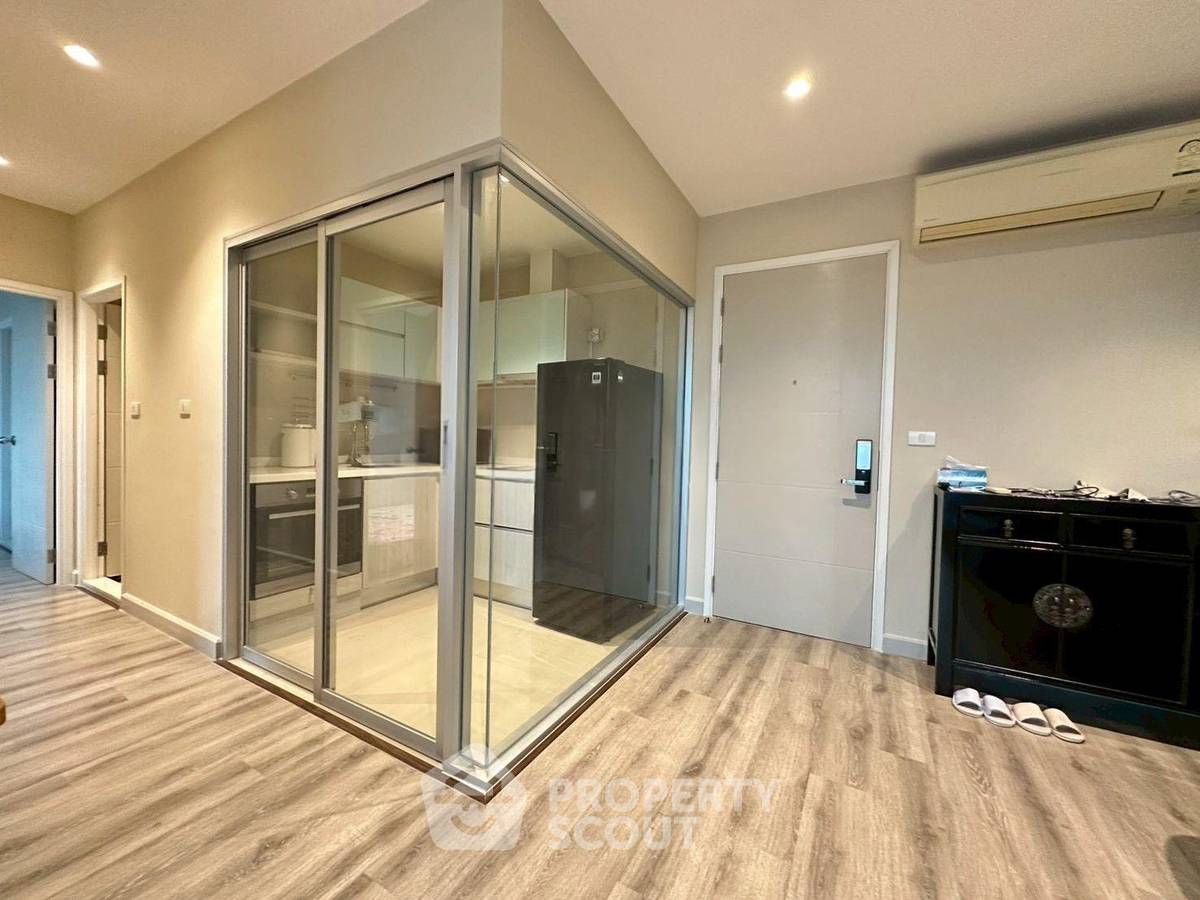 picture 2-BR Condo At Centric Sathorn-St. Louis, 200m to BTS Saint Louis (ID 3153898) - 6/9