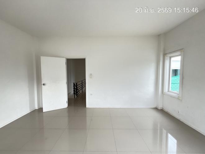 picture TOWN HOUSE 17.7 Sq.w. Khlong Sam Wa Bangkok for 2.6M - 8/30