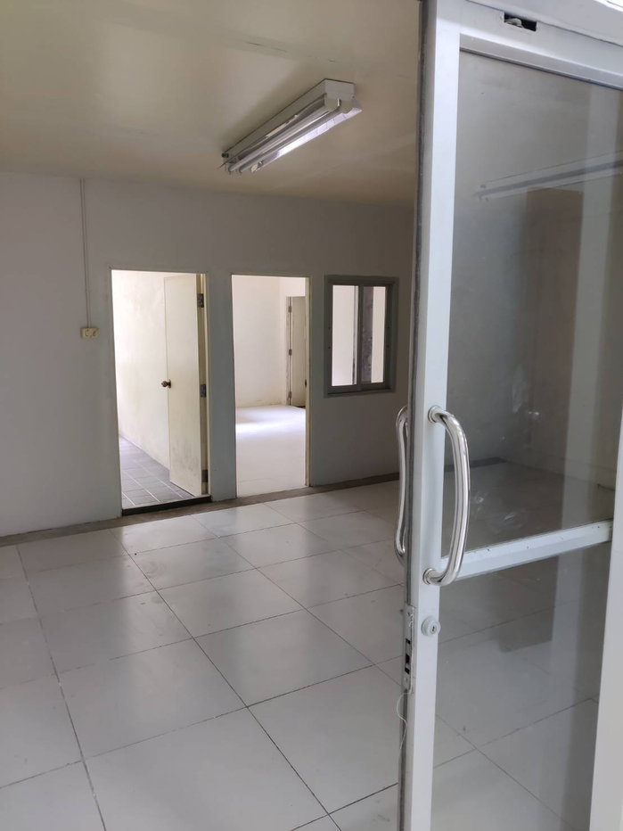 picture Home office & Warehouse / House & garage for rent - 2/12