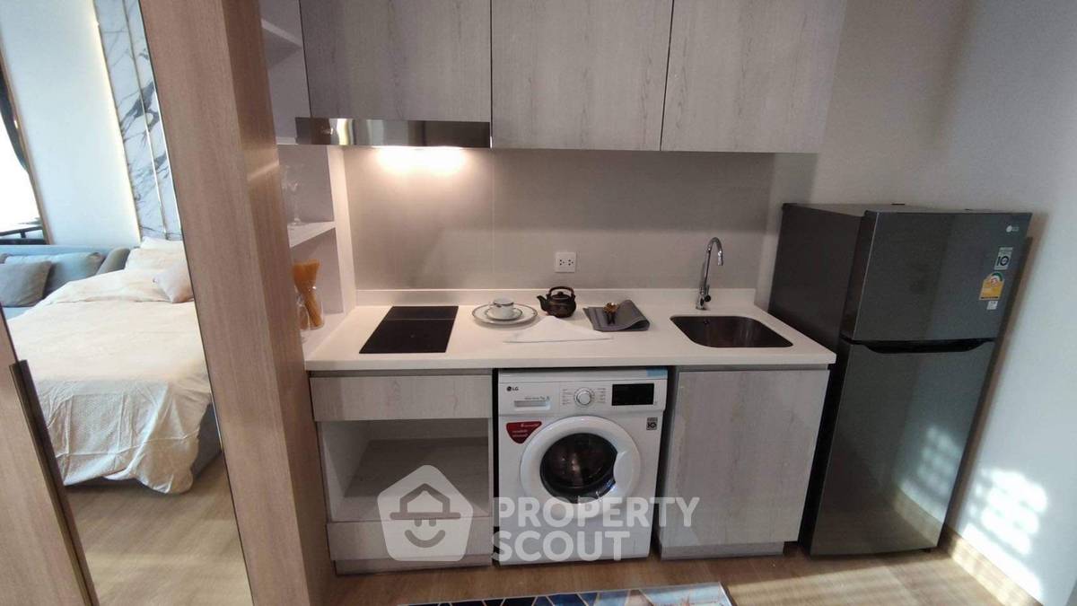 picture Studio Condo at Life One Wireless near BTS Phloen Chit (ID 921697) - 11/16