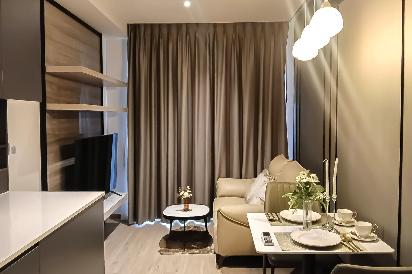 รูป Condo for Rent Andromeda Pratumnak 1 Bed Fully Furnished - รูปที่ 1/6