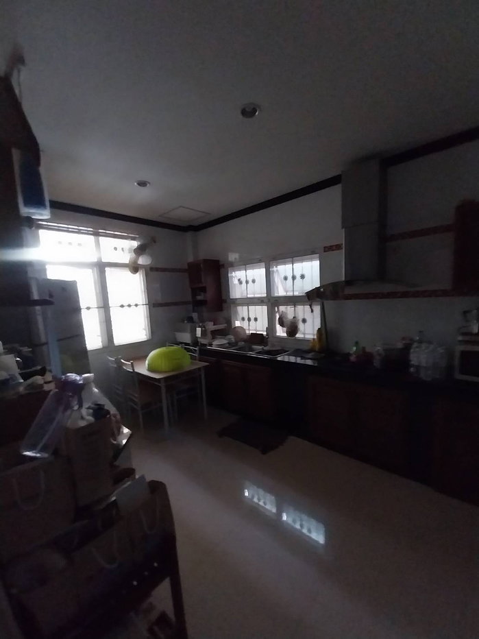 รูป ขายบ้านเดี่ยว 2 ชั้น พร้อมบ้านชั้นเดียวบนพื้นที่เดียวกัน ที่ดิน 119 ตร.ว. จอดรถ 2 คัน บรรยากาศร่มรื่น - รูปที่ 8/21