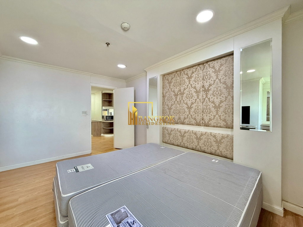 picture Baan Suanpetch | Renovated 3 Bedroom Condo in Sukhumvit 39 - BR15652CD - 15/33