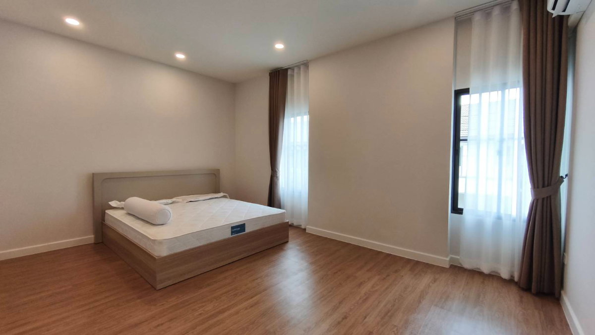 รูป 🏡✨ ให้เช่า บ้านเดี่ยว 2 ชั้นหลังใหญ่ ทำเลหางดง พร้อมระบบ Positive Pressure ช่วยป้องกันฝุ่น ใกล้โรงเรียนนานาชาติ #AHD-H1354 - รูปที่ 11/22