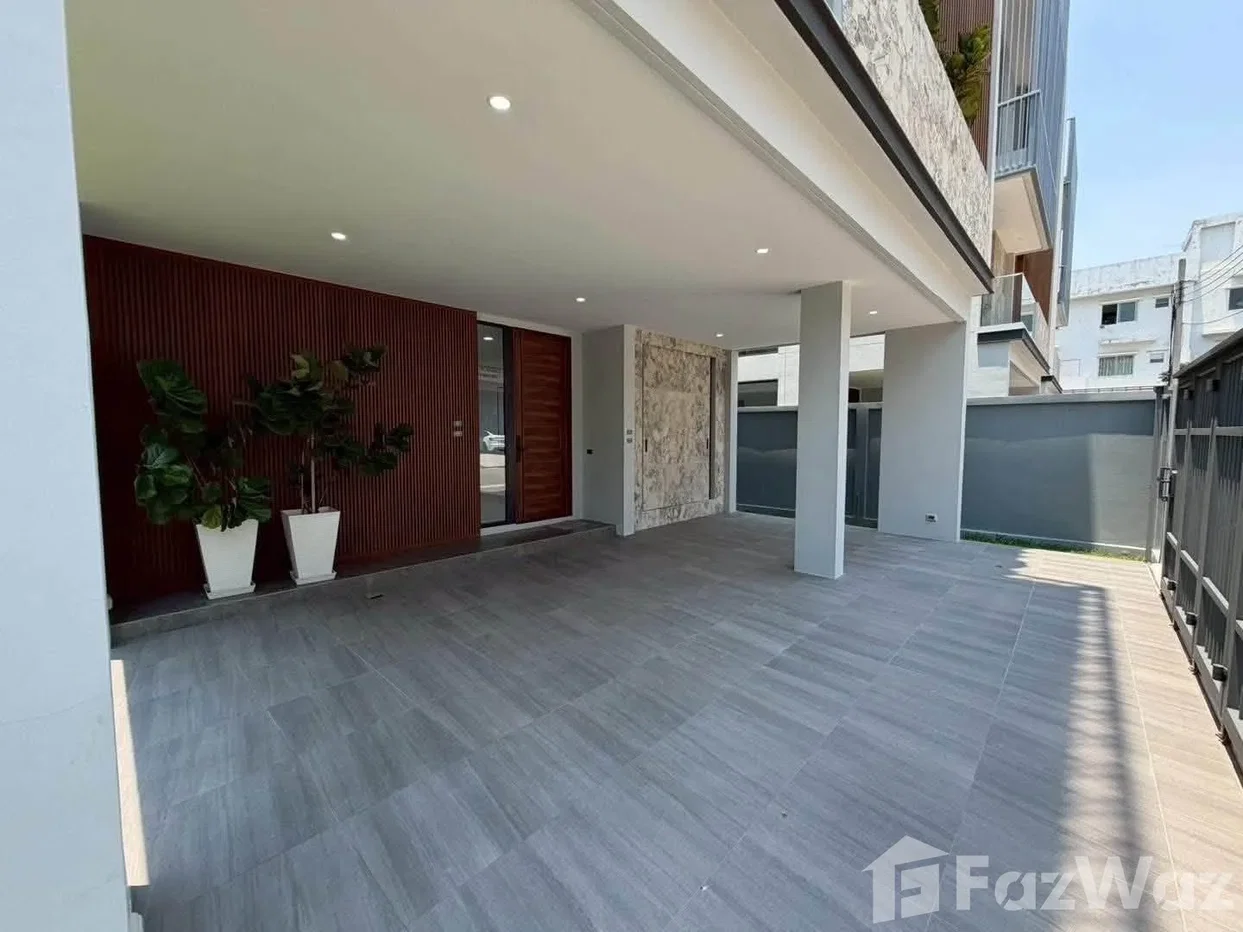picture Luxury House for Sale – Preecha Ramkhamhaeng–Phatthanakan 6644775 - 22/39