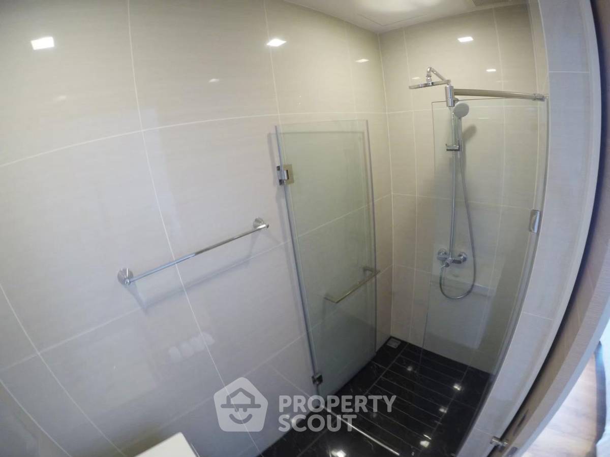 picture 30th-Floor 1-BR 56 Sqm Condo At Park Origin Phrom Phong, BTS Phrom Phong (ID 1746708) - 7/8