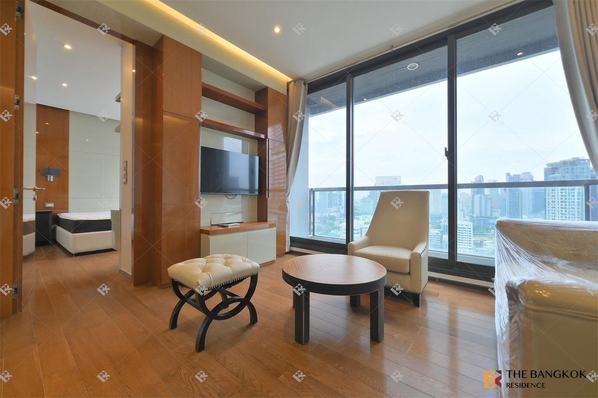 picture The Address Sukhumvit 28 near BTS Phrom Phong - 4/10