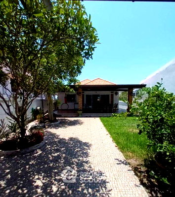 Houses for sale Bang Lamung Chonburi : 2-BR House For Sale, Rattanakorn Village 10, East Pattaya (ID 3155515)