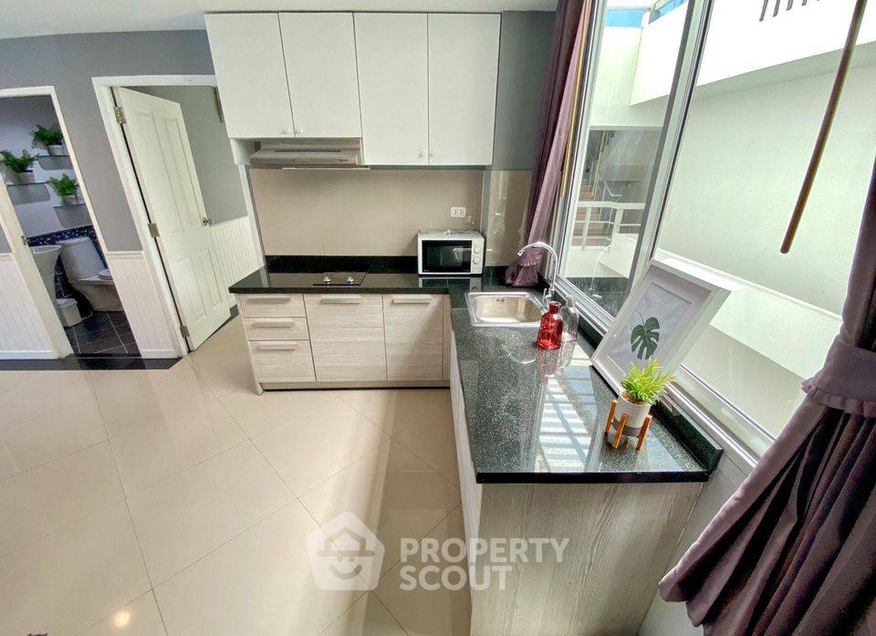 picture Well-Priced 2-BR Condo, Waterford Sukhumvit 50, Near BTS On Nut (ID 995309) - 7/23