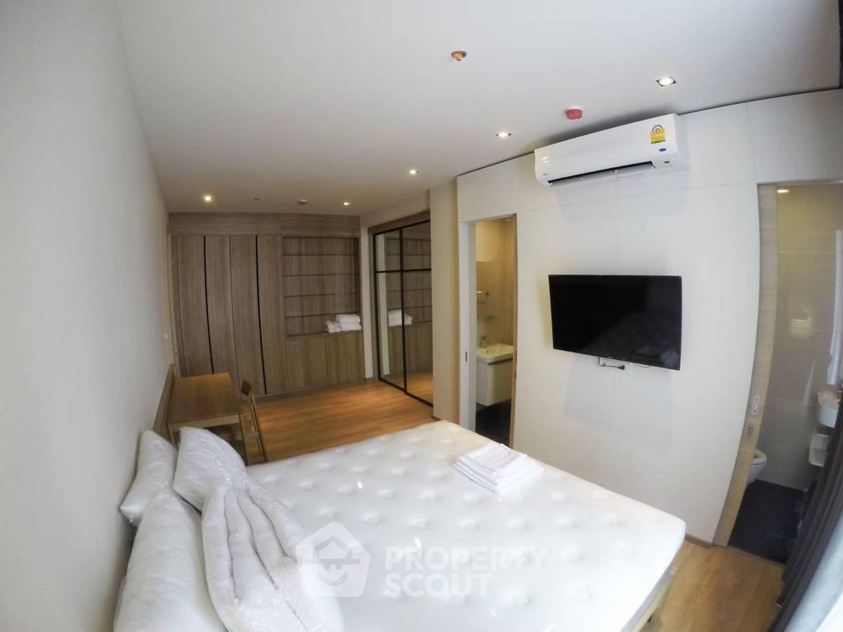 picture 30th-Floor 1-BR 56 Sqm Condo At Park Origin Phrom Phong, BTS Phrom Phong (ID 1746708) - 2/8