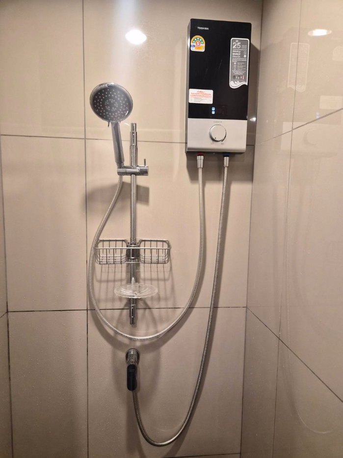 picture Corner Unit Condo for Rent – The Tree Hua Mak Interchange - 9/10
