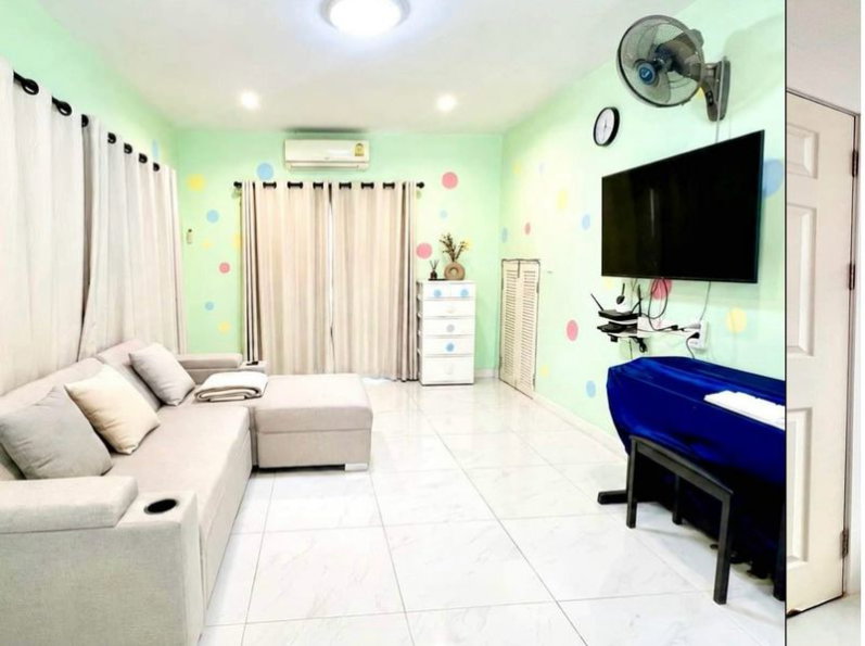 รูป บ้านเดี่ยวสวย ทำเลดี หมู่บ้านคันทรีโฮม เลค แอนด์ พาร์ค ศรีราชา - รูปที่ 2/16