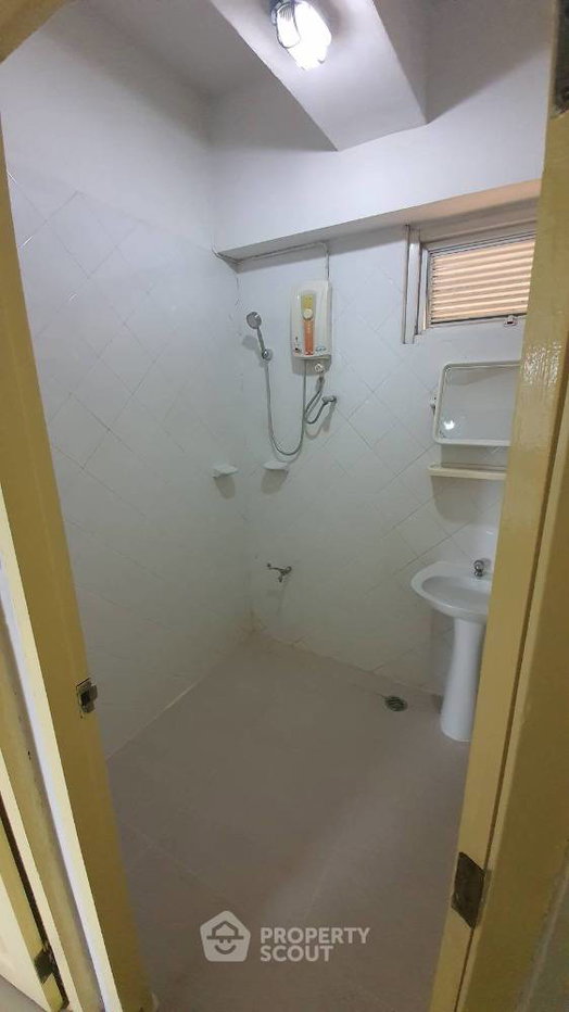 picture 2-BR Condo at Thonglor Tower Condominium near BTS Thong Lor (ID 404219) - 11/15