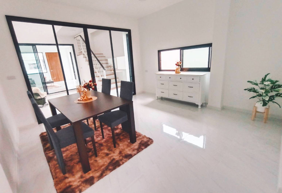 รูป พรีเมียมทาวน์โฮมใหม่สไตล์ Modern Classic บ้านใหม่ - รูปที่ 3/16