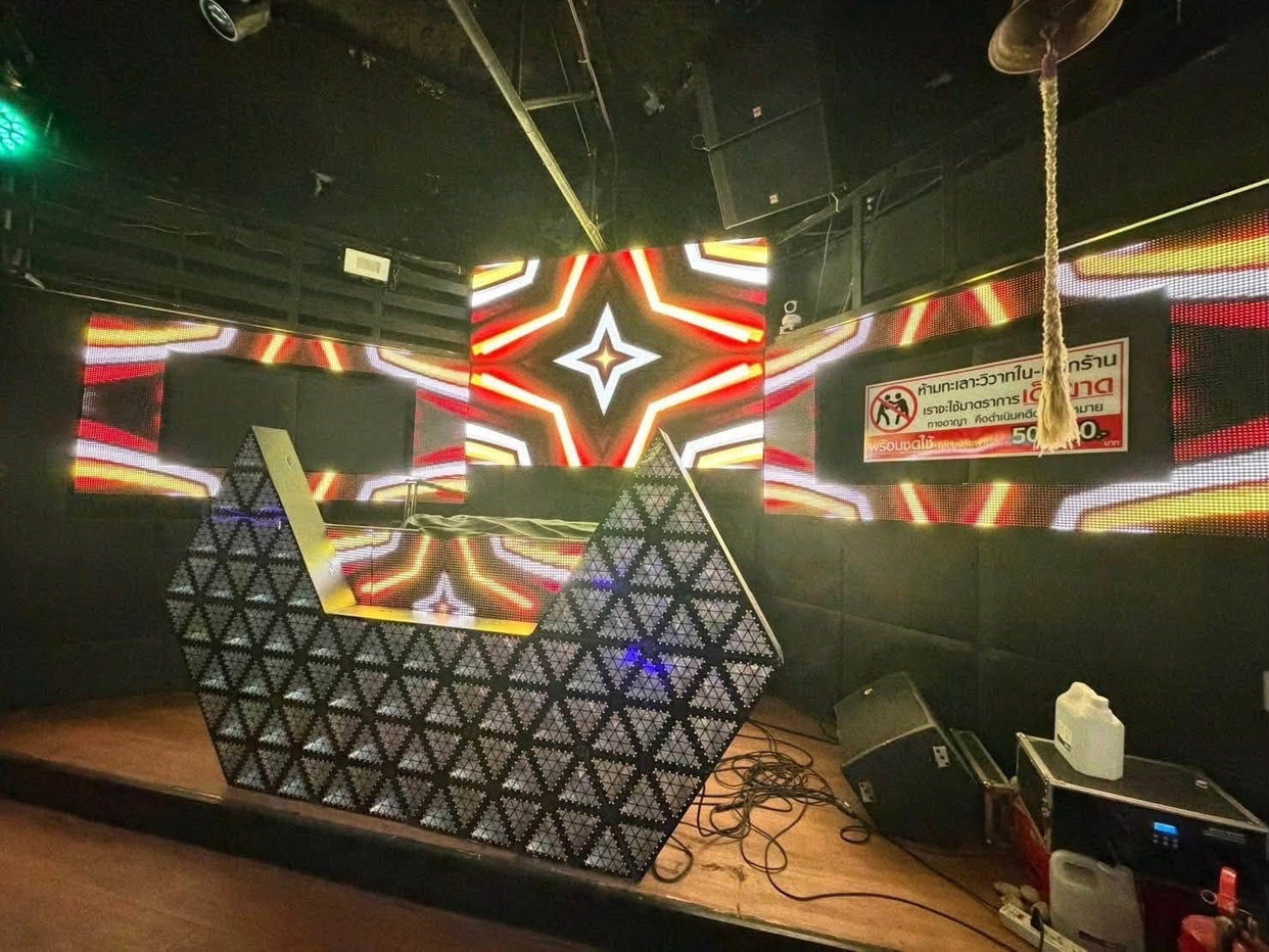 picture Nightclub Business Takeover in South Pattaya - 2/7
