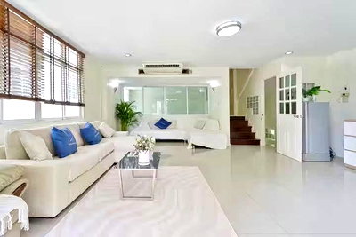 Townhouses for rent Benjasiri Park : LUXURY SINGLE HOUSE FOR RENT IN SUKHUMVIT 31 – READY TO MOVE IN
