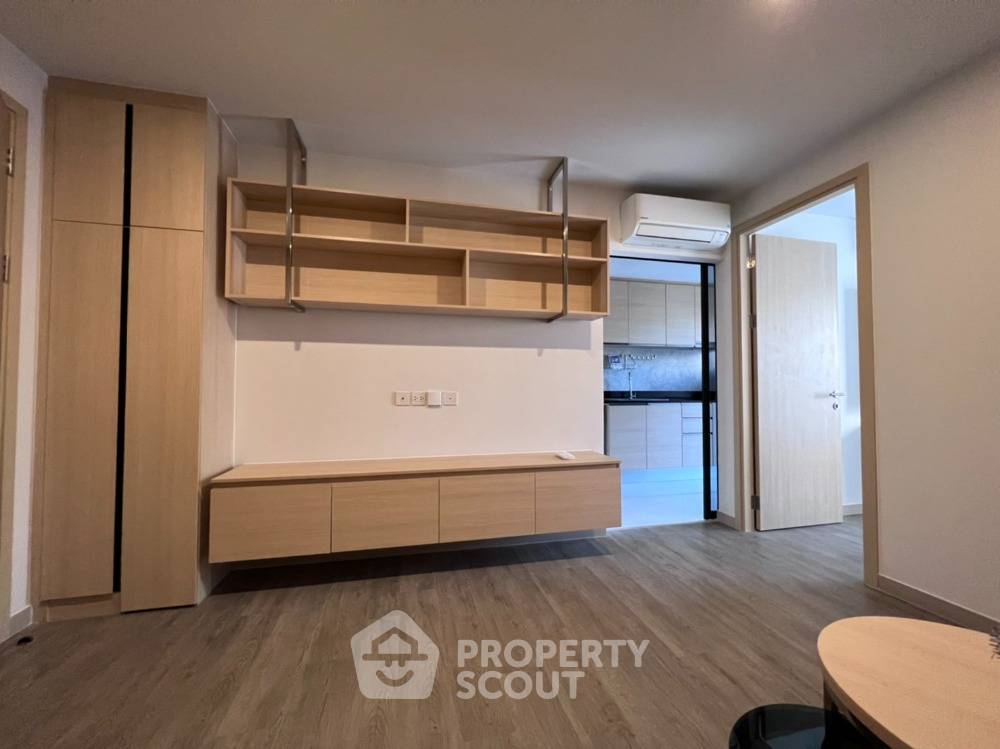 รูป คอนโด 1 ห้องนอน The Shade Sathorn 1 ชั้น 8 ใกล้ MRT คลองเตย (ID 637545) - รูปที่ 1/7