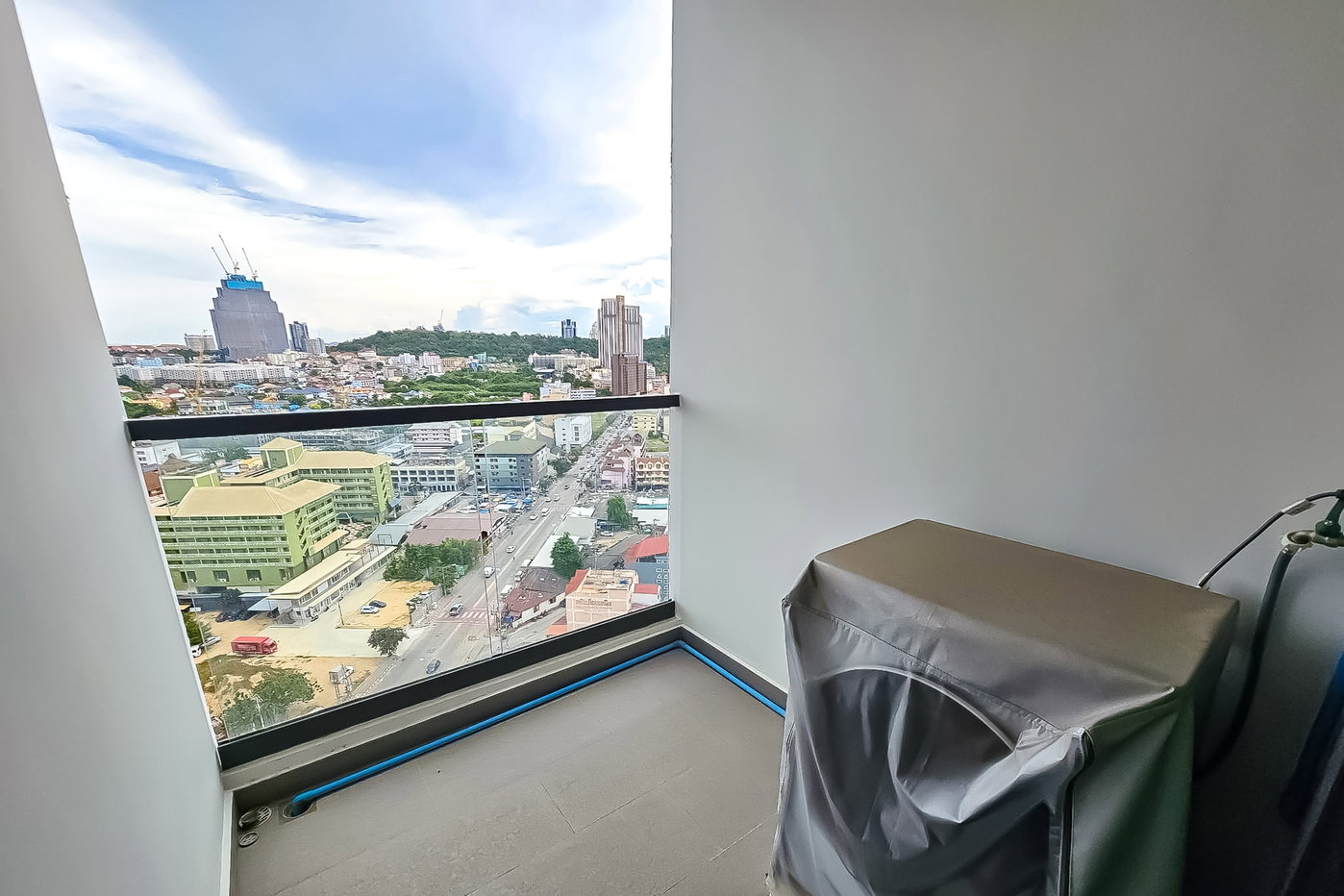 picture Condo for Sale Arcadia Millennium Tower 1Bed High Floor - 9/10