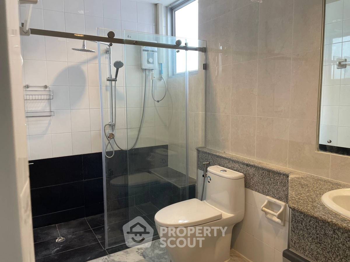 รูป คอนโด 2 ห้องนอน ในโครงการ Pathumwan Resort ห่าง BTS พญาไท 200 ม (ID 2235231) - รูปที่ 7/15