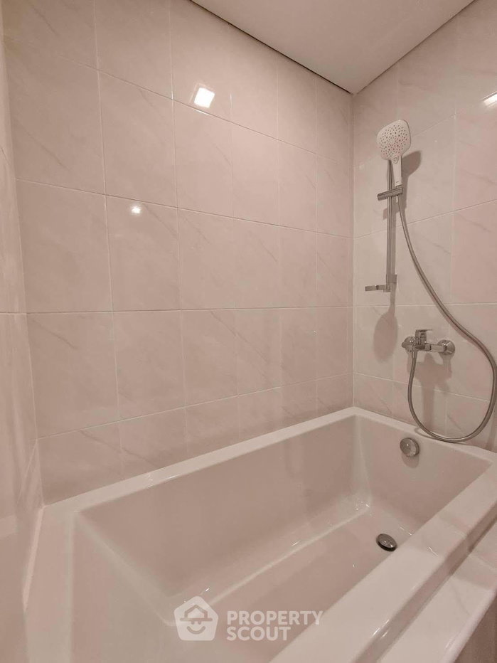 picture 1-BR 51 Sqm At Le Luk Condominium, 200m to BTS Phra Khanong (ID 3050850) - 8/12