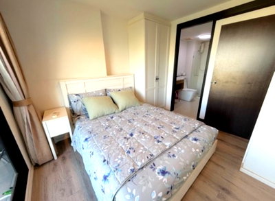 Condos for rent : Knightsbridge Charming Arty Vintage Knightsbridge Charming Arty Vintage