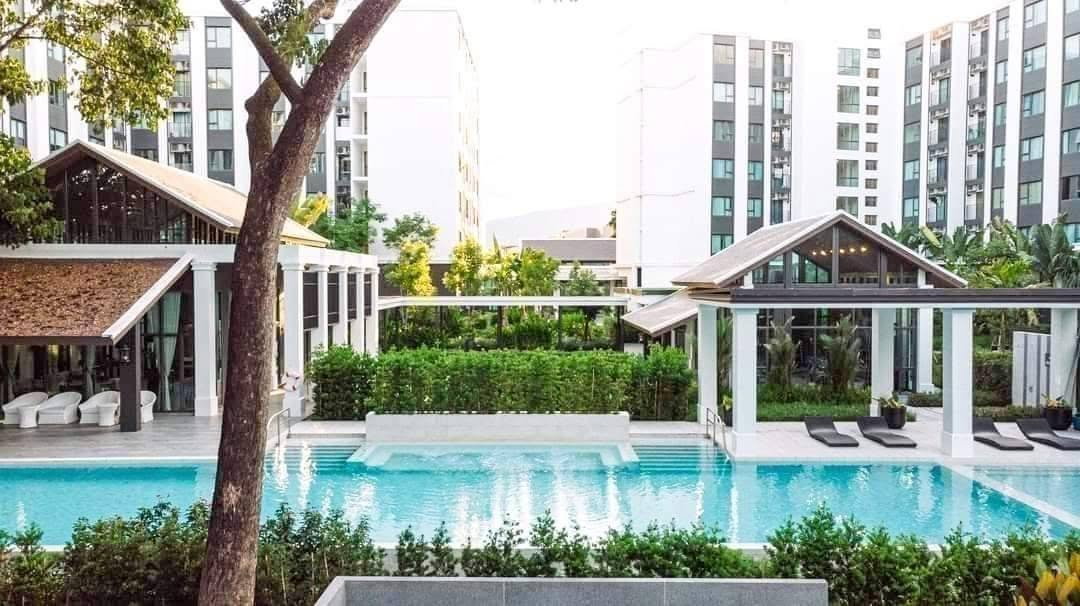 รูป POS Escent Park Ville ห้องใหม่สวย บรรยากาศร่มรื่น เฟอร์นิเจอร์ครบ ทำเลติดห้างเซ็นทรัลเฟส บียงไม่ร้อน มีลมเข้าทั้งวัน ห้องติดมุม ต้นไม้ใหญ่ - รูปที่ 11/15