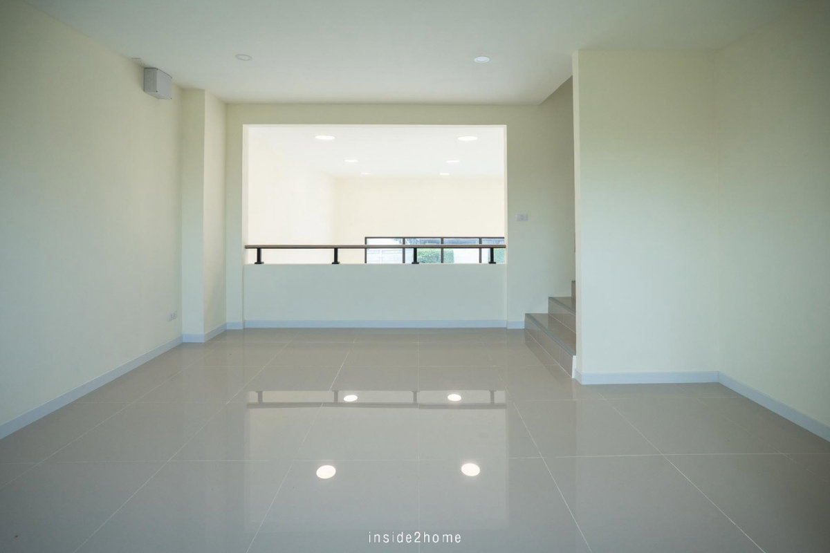 รูป อาคารพาณิชย์ 3.5 ชั้น ทำเลดี ใกล้ห้าง ใกล้ทางด่วน  - รูปที่ 6/11