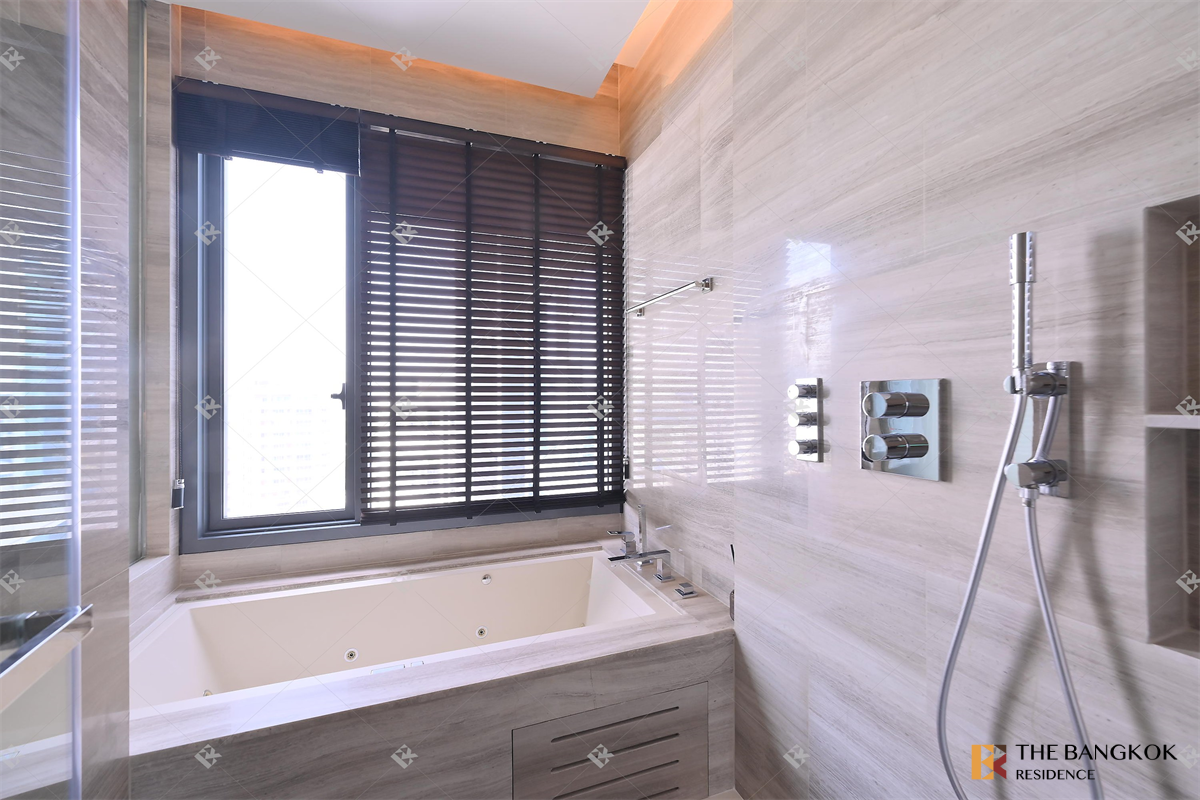 รูป สะดวกสบายกับไลฟ์สไตล์สุด Luxury Q1 Sukhumvit ใกล้ BTS สถานีนานา - รูปที่ 5/10