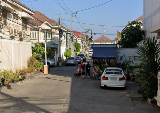 Project Baan Sinthavee Thakham 1 Picture - 3/3