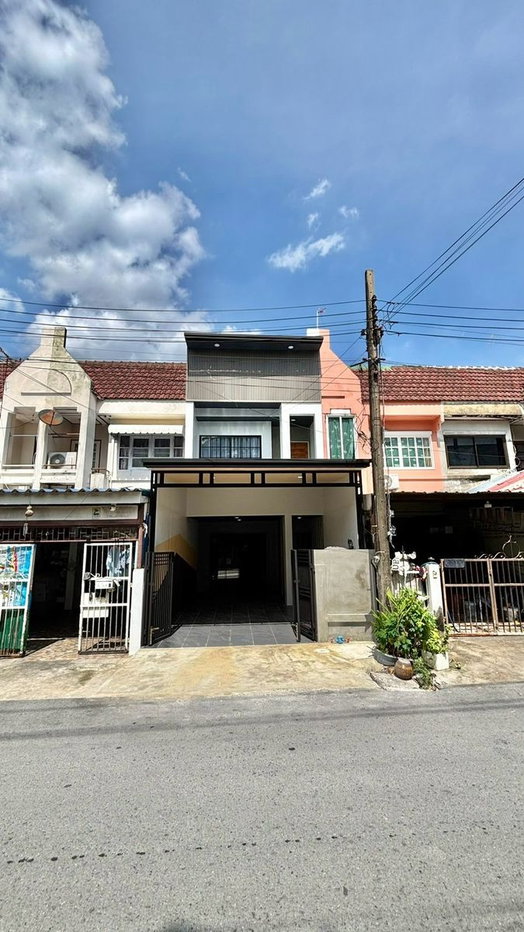 รูป ทาวน์เฮ้าส์ รีโนเวทใหม่ หมู่บ้าน ดวงกมล ซอยพระยาสุเรนทร์ 35 บางชัน คลองสามวา ถนนรามอินทรา - รูปที่ 20/21