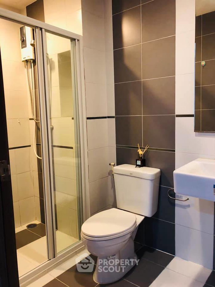 picture Well-Priced 1-BR Condo At The Base Sukhumvit 77, 15th-Floor Near BTS On Nut (ID 845543) - 4/10
