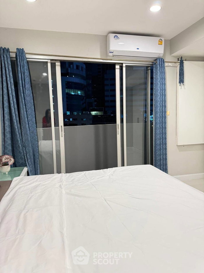 picture Pet-Friendly 1-Bedroom Condo, Wittayu Complex Near BTS Phloen Chit (ID 2069128) - 4/29