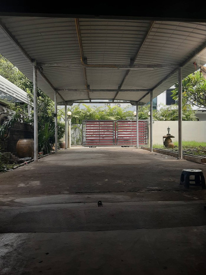 picture Home office & Warehouse / House & garage for rent - 8/12