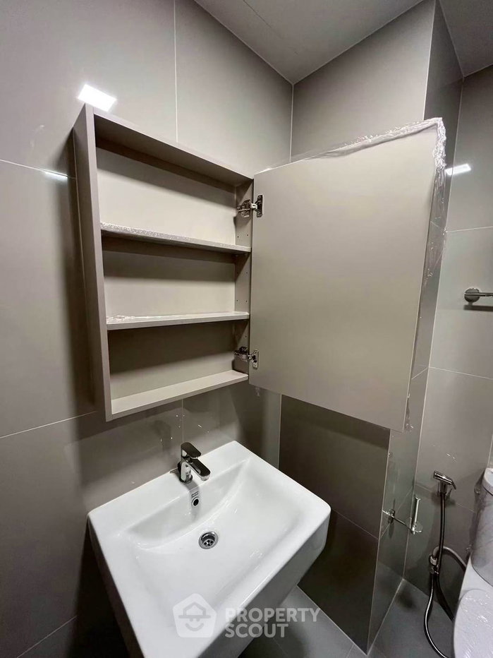 picture 1-BR Condo At FLO By Sansiri, 14th-Floor Near MRT Wat Mangkon (ID 3155732) - 4/8