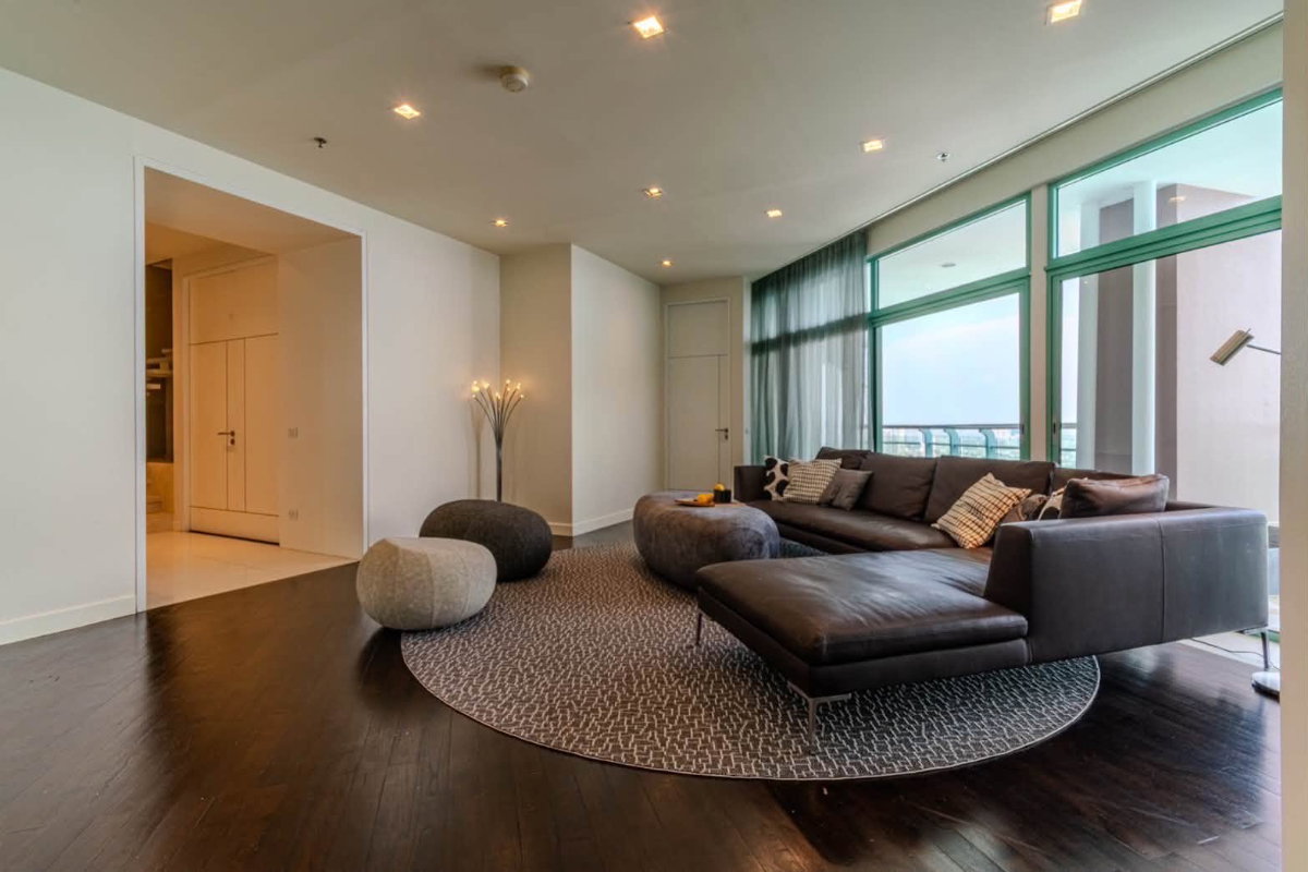 picture For rent: Chatrium Riverside Residence, 3-story luxury penthouse on the Chao Phraya River, ready to move in (CD6934) - 10/17