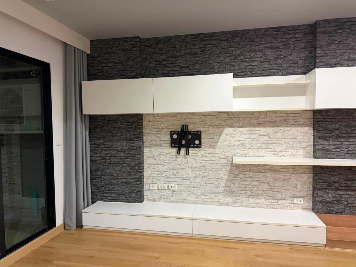 picture 🔥 Blocs 77, large 1-bedroom unit on the 22nd floor, near BTS On Nut. Only 20,000 THB/month. Ready to move in! 🏙️🚆 - 6/12