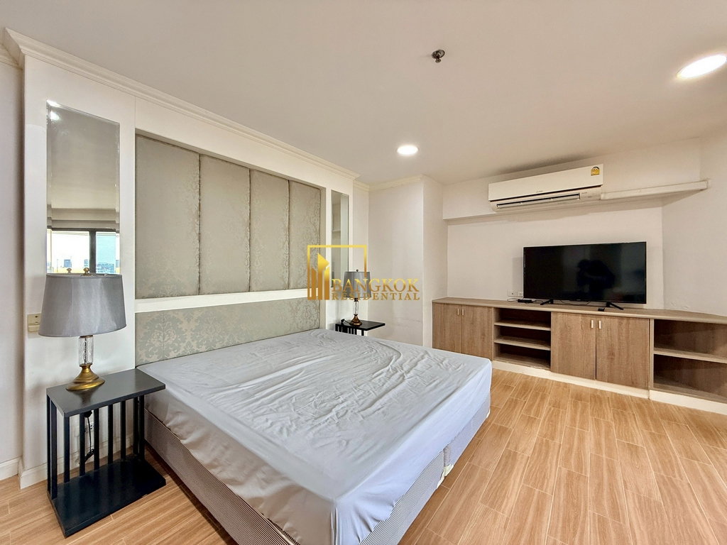picture Baan Suanpetch | Renovated 3 Bedroom Condo in Sukhumvit 39 - BR15652CD - 7/33