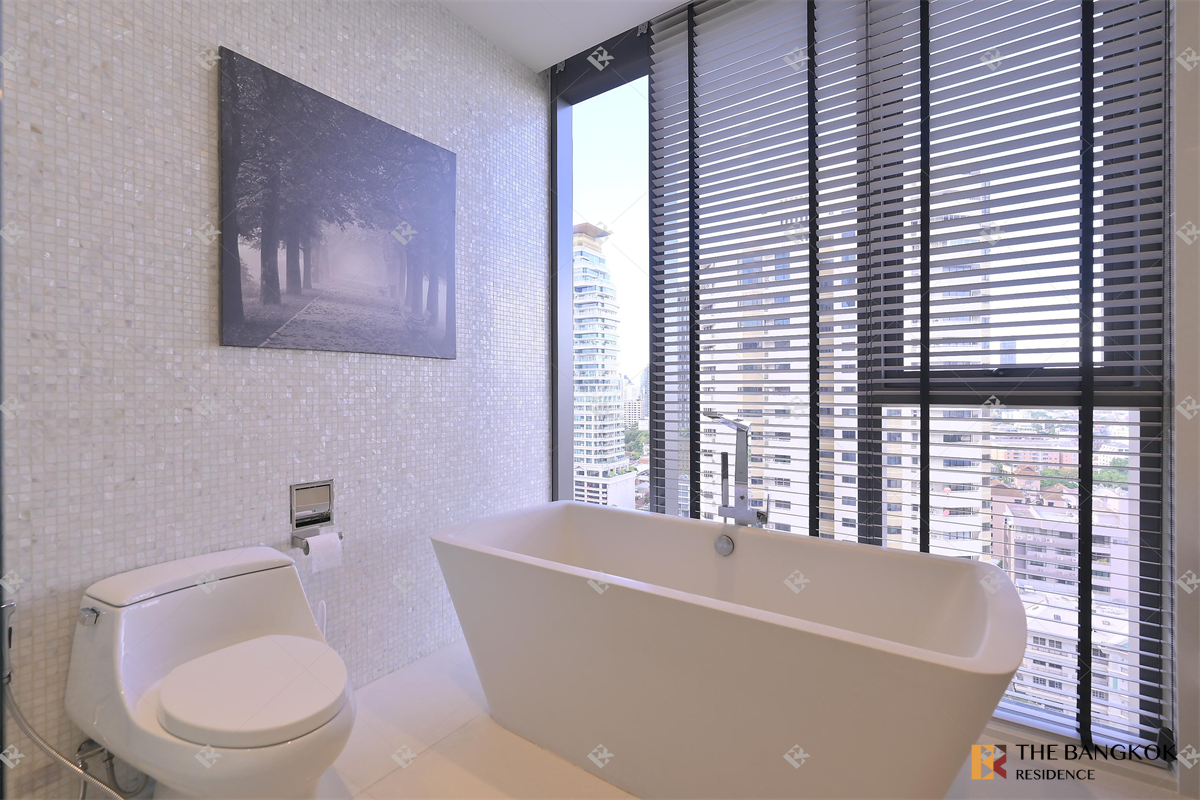 picture Luxury Unit, Ready for You Without the Wait Vittorio Sukhumvit 39 near BTS Phrom Phong - 6/10