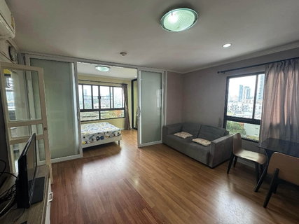 รูปภาพ Corner unit for rent with views of two sides, Lumpini Place Narathiwat 24 Condo, ready to move in.