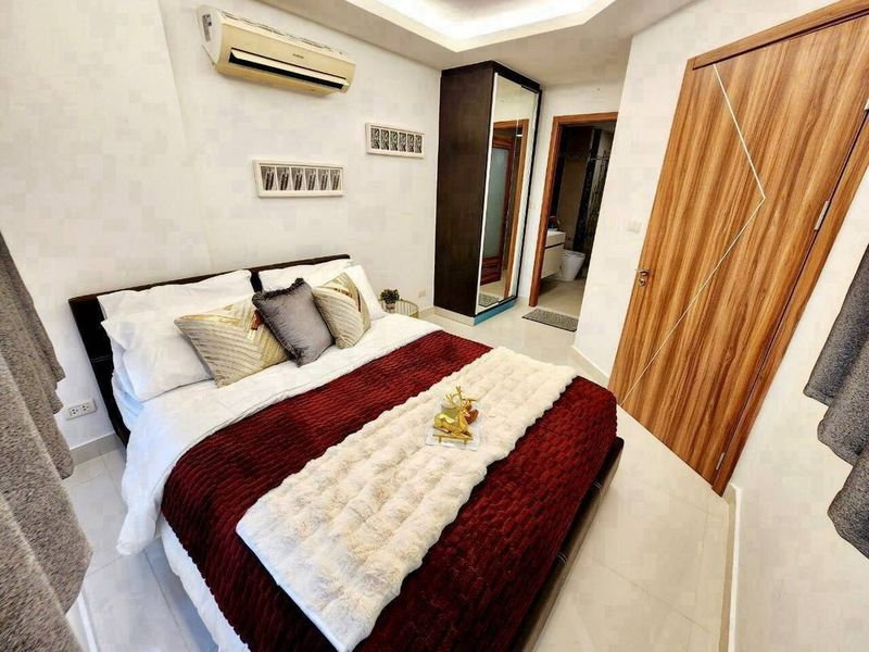 รูป Pool View Condo for Rent Club Royal Condominium Wongamat - รูปที่ 9/11