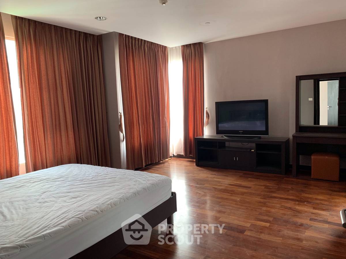 picture 2-BR 140 Sqm High-Floor Condo At Wilshire, BTS Phrom Phong (ID 513000) - 7/9
