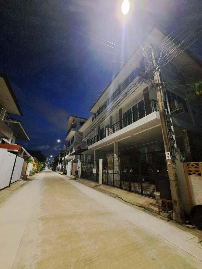 picture Home/Home Office in Soi Pattanakarn 50 - 4/14