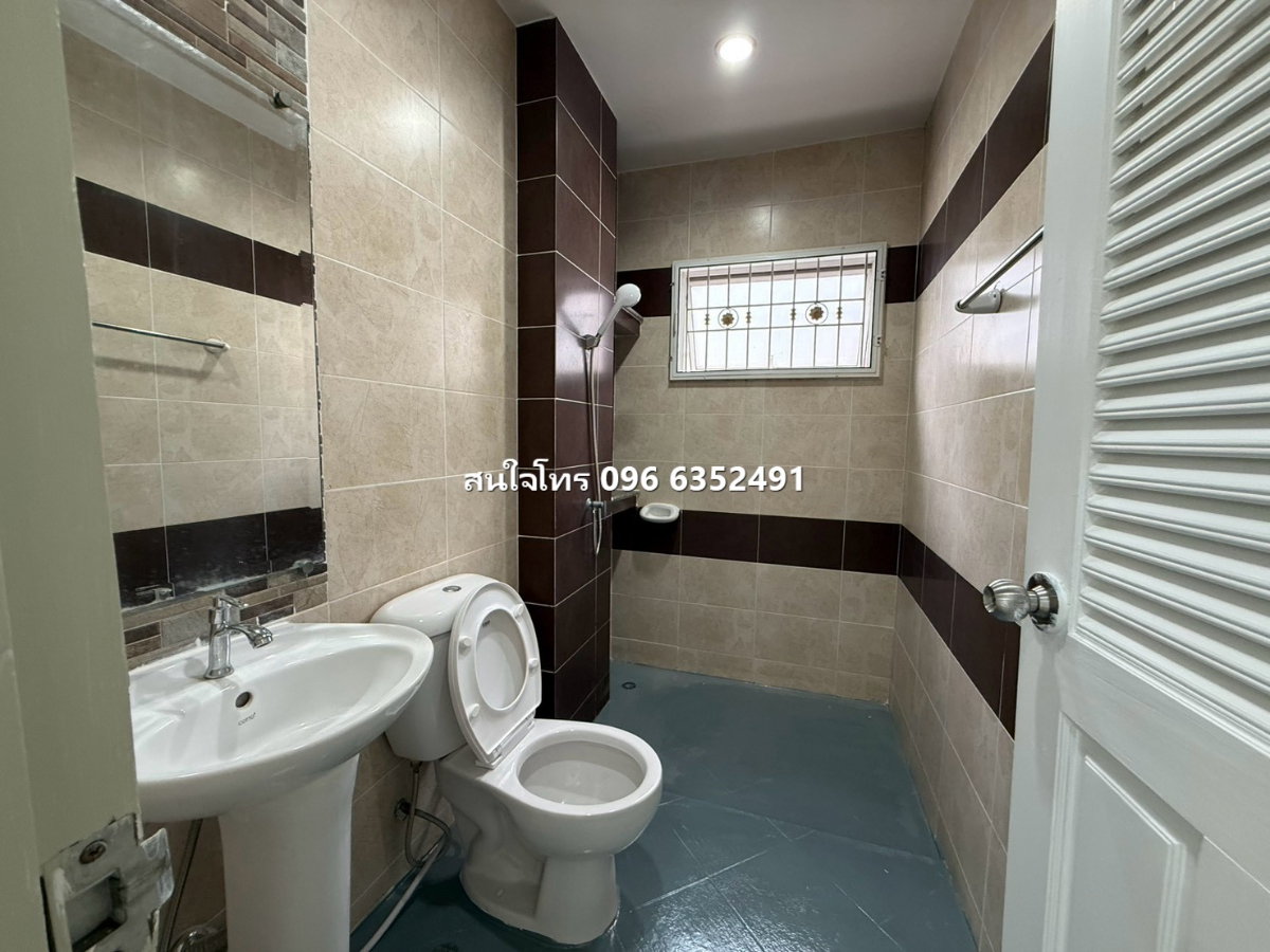 picture House for sale at My Issara Rama 5 - 12/13